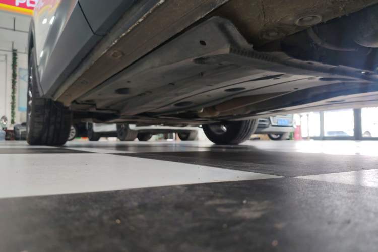 Used Volkswagen Tharu 2021 330TSI All-Wheel Drive Luxury PLUS Version Left Side Sill