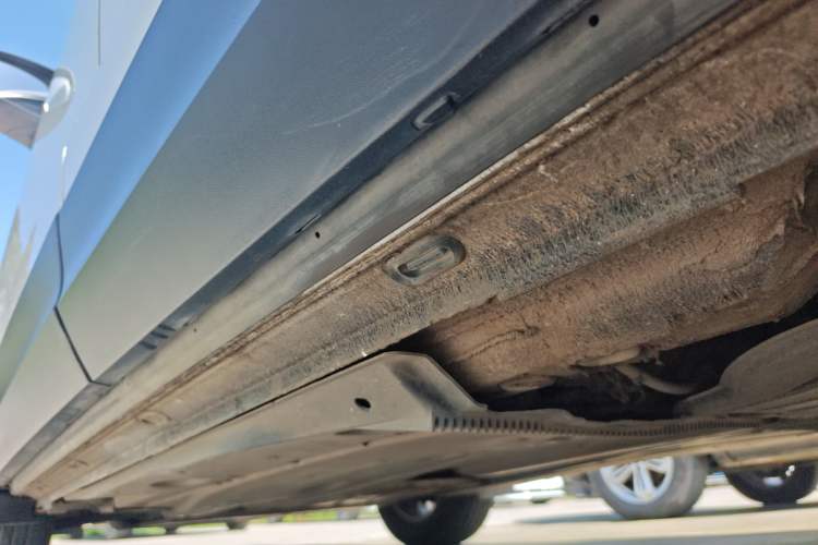 Used Volkswagen Tharu 2021 280TSI Two-Wheel Drive Trend Edition Left Side Sill