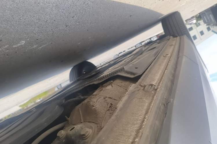Used Volkswagen Tharu 2021 280TSI Two-Wheel-Drive Luxury Plus Edition Left Side Sill