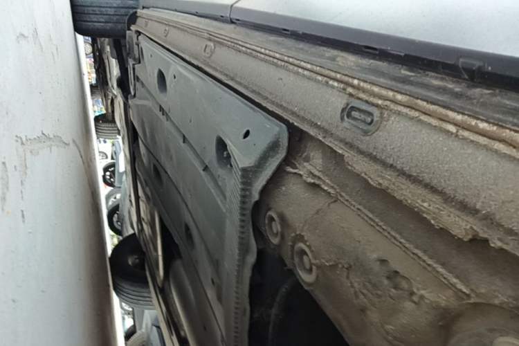 Used Volkswagen Tharu 2021 280TSI Two-Wheel Drive Comfort Edition Left Side Sill