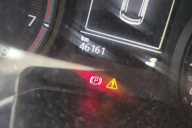 Used Volkswagen Tharu 2021 280TSI Two-Wheel Drive Trend Edition Odometer Close Up