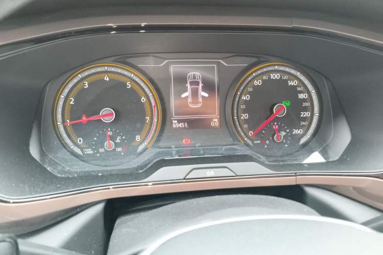 Used Volkswagen Tharu 2021 280TSI Two-Wheel Drive Comfort Edition Odometer Close Up