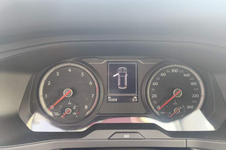 Used Volkswagen Tharu 2021 280TSI Two-Wheel Drive Trend Edition Odometer Close Up
