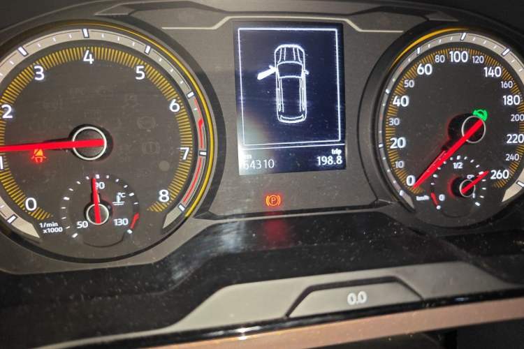 Used Volkswagen Tharu 2021 280TSI Two-Wheel-Drive Luxury Plus Edition Odometer Close Up