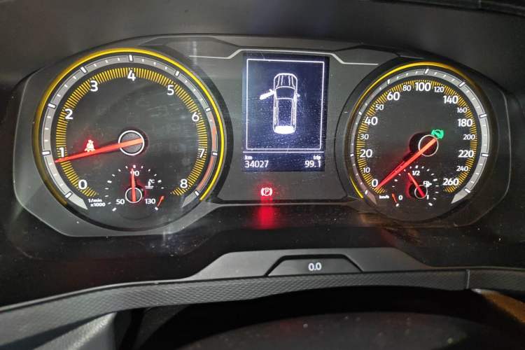Used Volkswagen Tharu 2021 280TSI Two-Wheel Drive Trend Edition Odometer Close Up