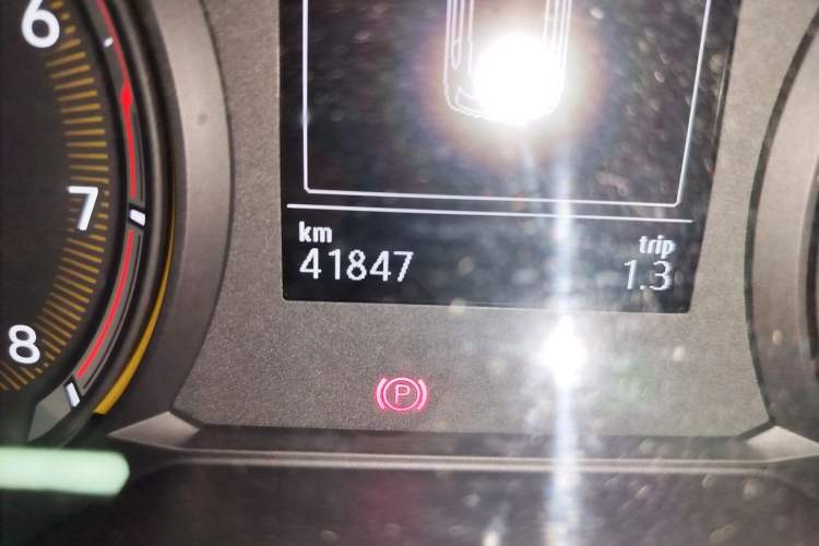 Used Volkswagen Tharu 2021 280TSI Two-Wheel Drive Comfort Edition Odometer Close Up
