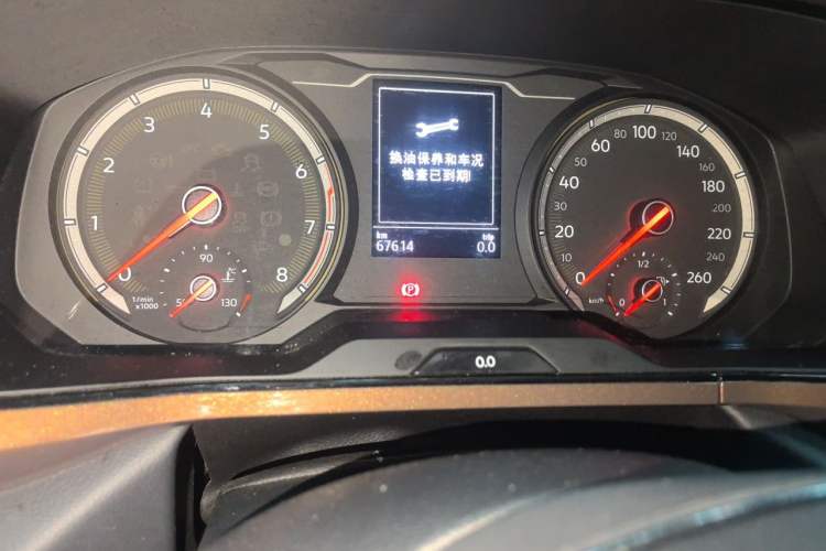 Used Volkswagen Tharu 2021 280TSI Two-Wheel-Drive Luxury Plus Edition Odometer Close Up