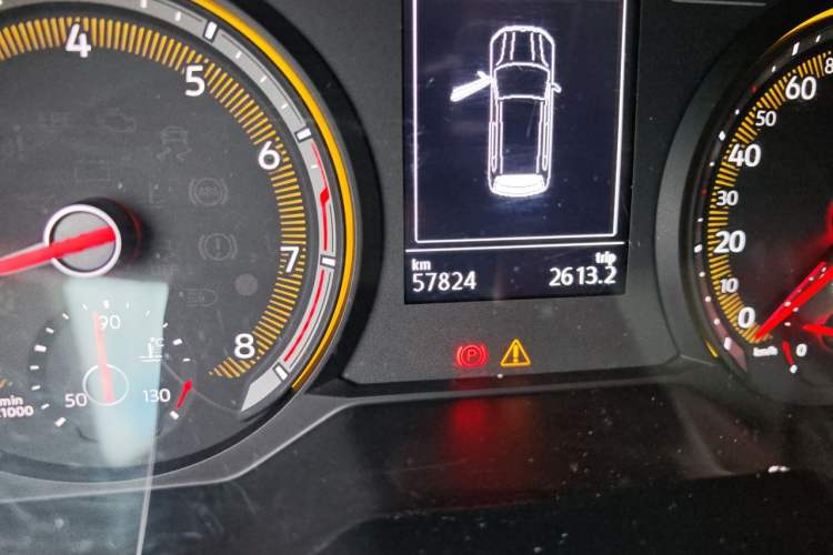 Used Volkswagen Tharu 2021 280TSI Two-Wheel Drive Comfort Edition Odometer Close Up