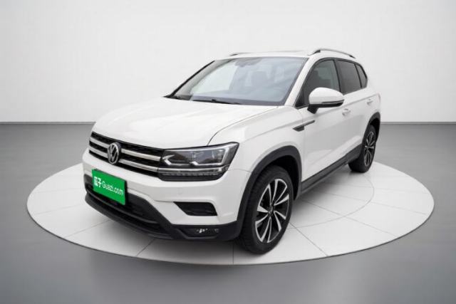 Używany Volkswagen Tharu 2021 280TSI Two-Wheel-Drive Luxury Plus Edition
