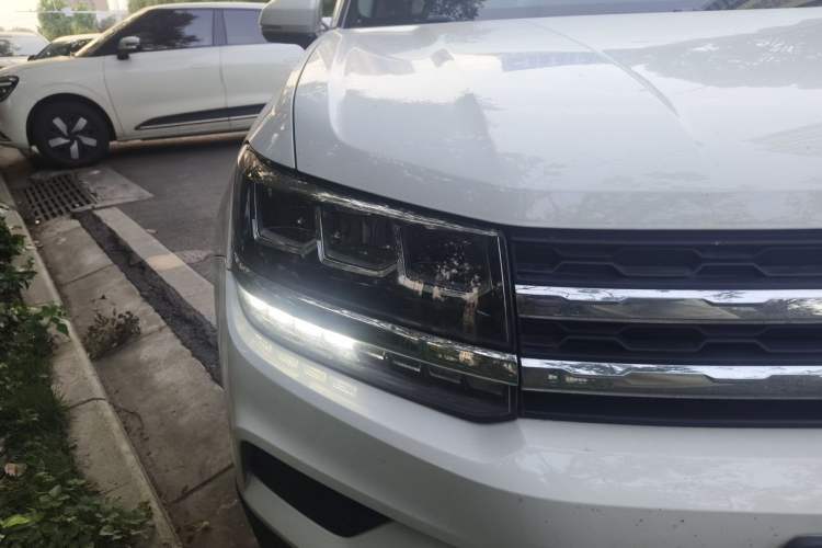 Used Volkswagen Tharu 2021 280TSI Two-Wheel Drive Trend Edition Right Front Headlight