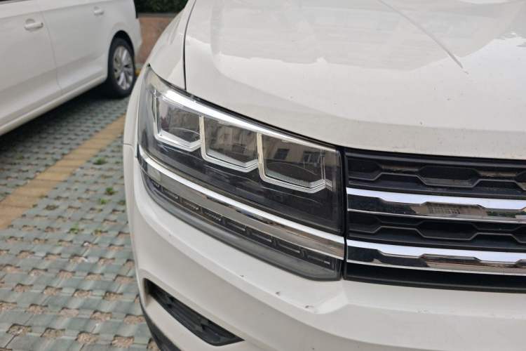 Used Volkswagen Tharu 2021 280TSI Two-Wheel Drive Trend Edition Right Front Headlight