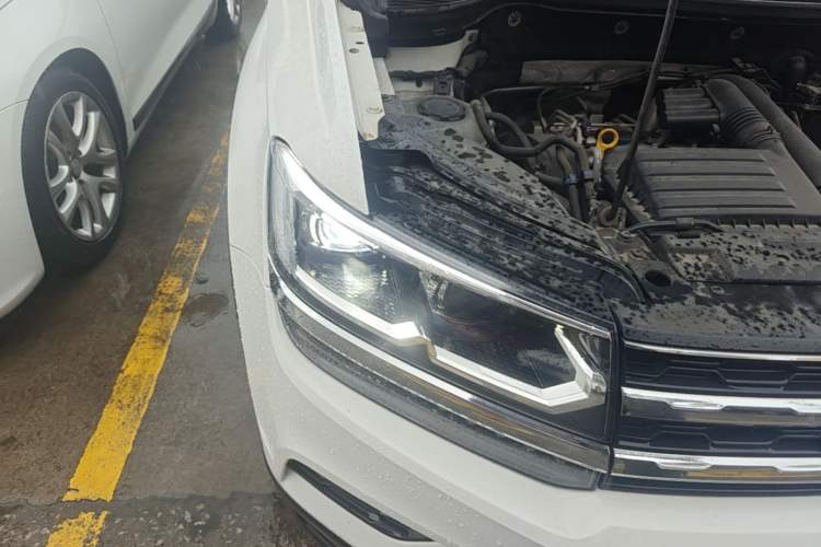 Used Volkswagen Tharu 2021 280TSI Two-Wheel-Drive Luxury Plus Edition Right Front Headlight