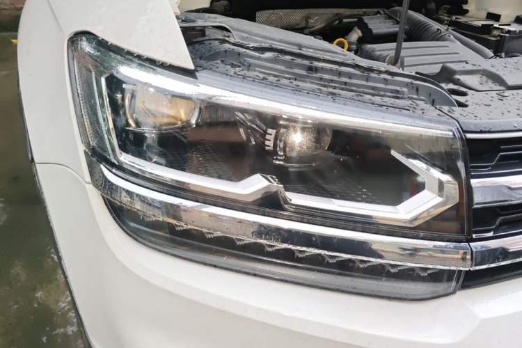 Used Volkswagen Tharu 2021 280TSI Two-Wheel-Drive Luxury Plus Edition Right Front Headlight
