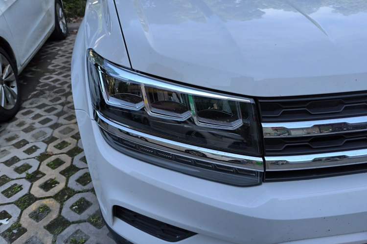 Used Volkswagen Tharu 2021 280TSI Two-Wheel Drive Trend Edition Right Front Headlight