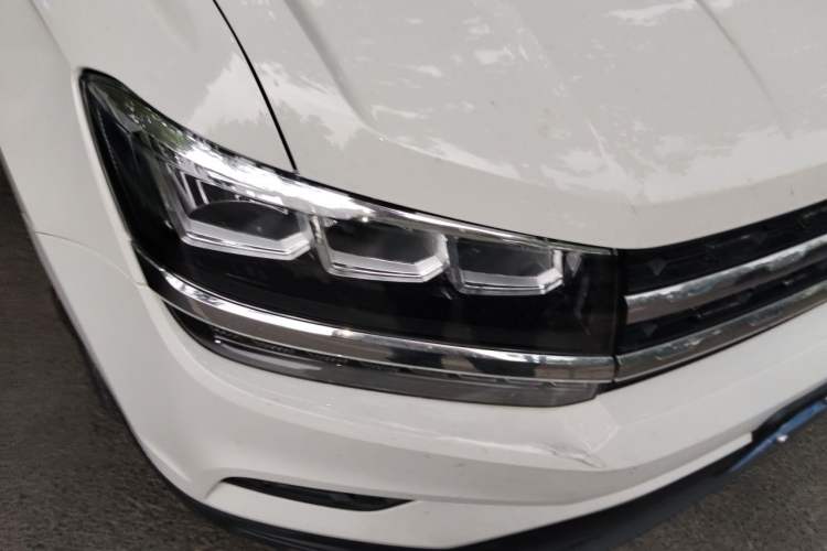 Used Volkswagen Tharu 2021 280TSI Two-Wheel Drive Trend Edition Right Front Headlight