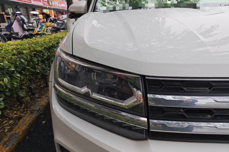 Used Volkswagen Tharu 2021 280TSI Two-Wheel-Drive Luxury Plus Edition Right Front Headlight