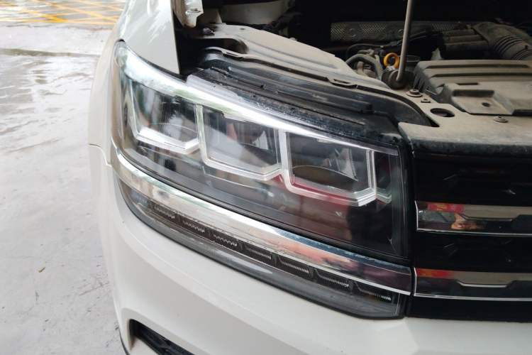 Used Volkswagen Tharu 2021 280TSI Two-Wheel Drive Trend Edition Right Front Headlight