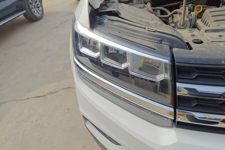Used Volkswagen Tharu 2021 280TSI Two-Wheel Drive Comfort Edition Right Front Headlight