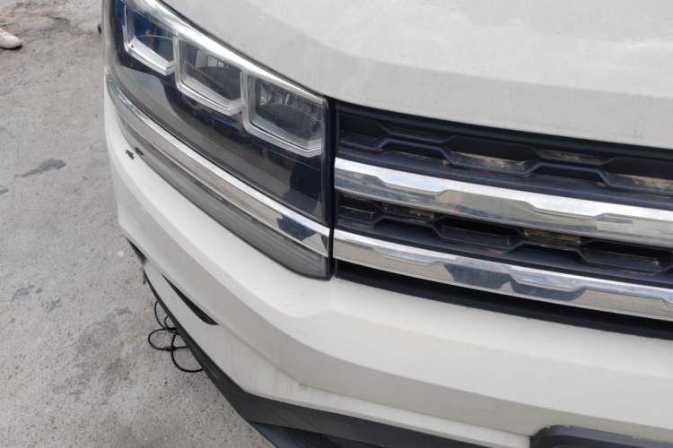 Used Volkswagen Tharu 2021 280TSI Two-Wheel Drive Trend Edition Right Front Headlight