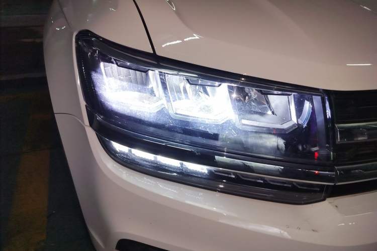 Used Volkswagen Tharu 2021 280TSI Two-Wheel Drive Comfort Edition Right Front Headlight
