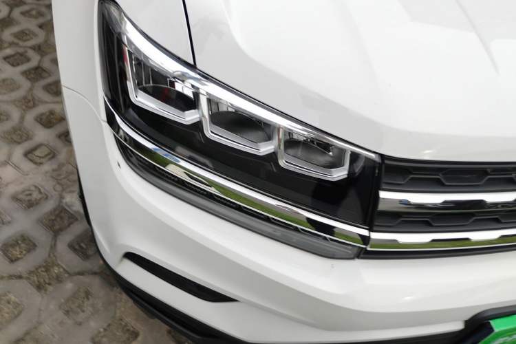 Used Volkswagen Tharu 2021 280TSI Two-Wheel Drive Comfort Edition Right Front Headlight