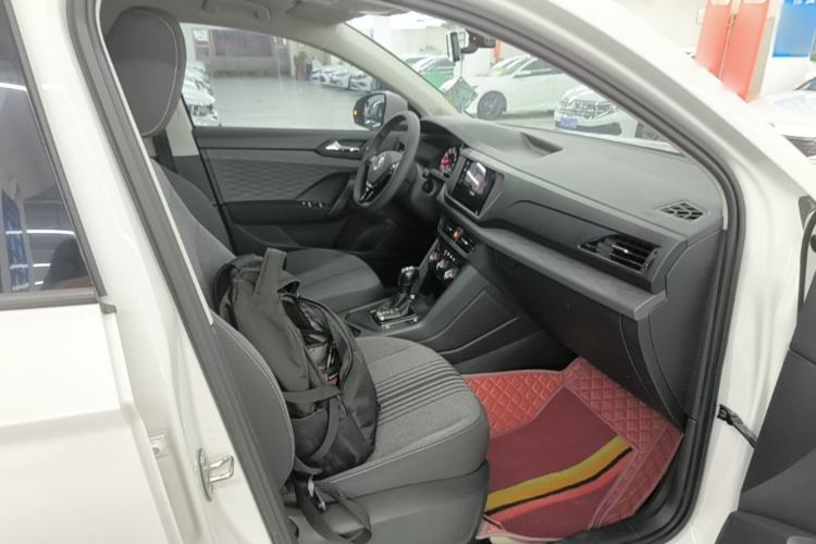 Used Volkswagen Tharu 2021 280TSI Two-Wheel Drive Trend Edition Right Front Seat
