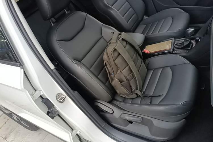 Used Volkswagen Tharu 2021 280TSI Two-Wheel Drive Comfort Edition Right Front Seat