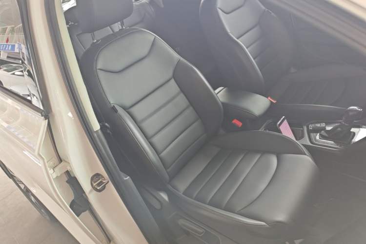 Used Volkswagen Tharu 2021 280TSI Two-Wheel Drive Comfort Edition Right Front Seat