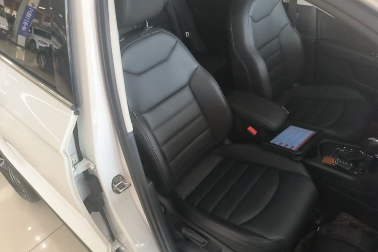 Used Volkswagen Tharu 2021 280TSI Two-Wheel-Drive Luxury Edition Right Front Seat