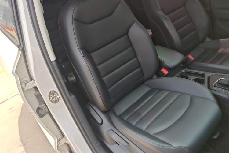 Used Volkswagen Tharu 2021 280TSI Two-Wheel Drive Comfort Edition Right Front Seat