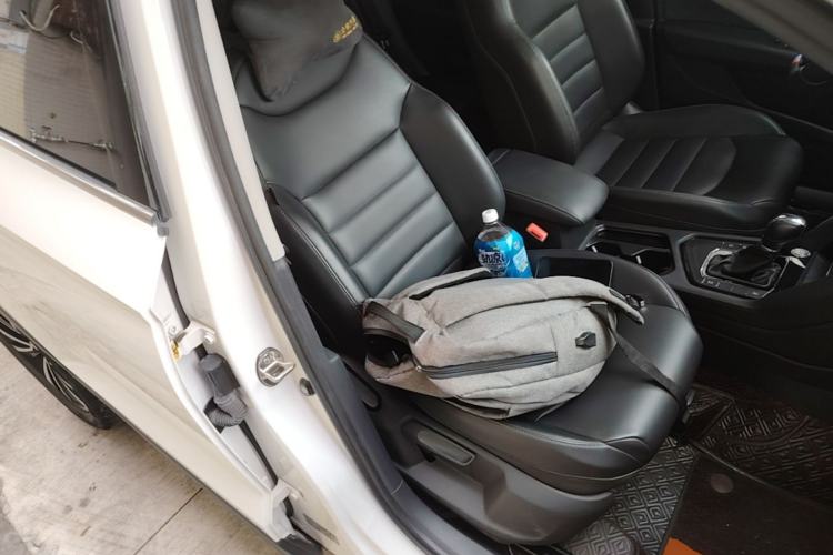Used Volkswagen Tharu 2021 280TSI Two-Wheel-Drive Luxury Edition Right Front Seat