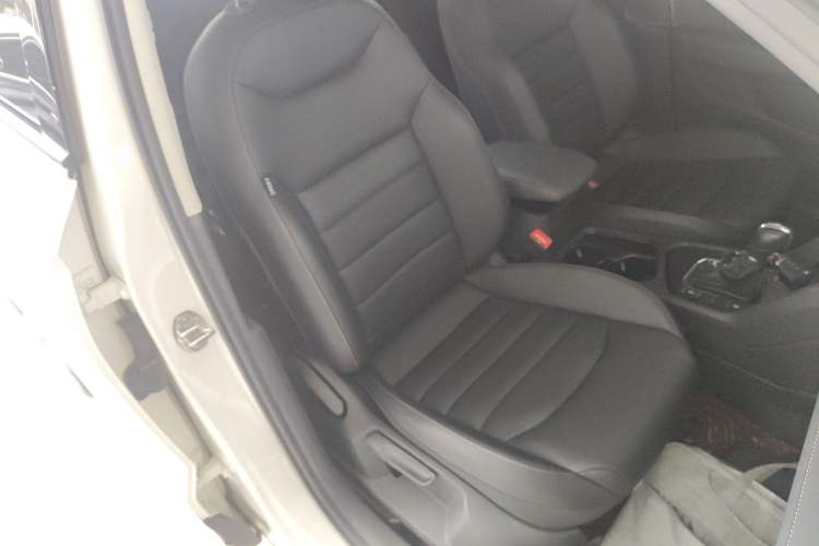 Used Volkswagen Tharu 2021 280TSI Two-Wheel Drive Comfort Edition Right Front Seat