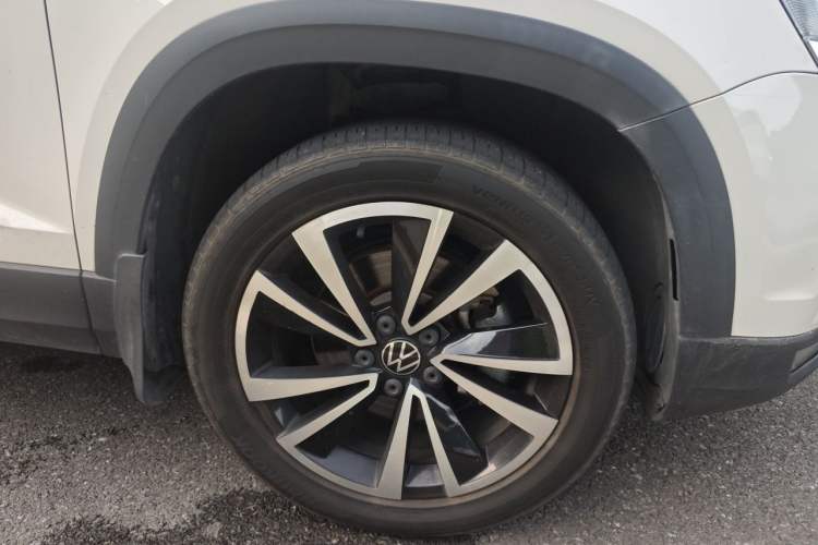 Used Volkswagen Tharu 2021 280TSI Two-Wheel-Drive Luxury Plus Edition Right Front Wheel Hub