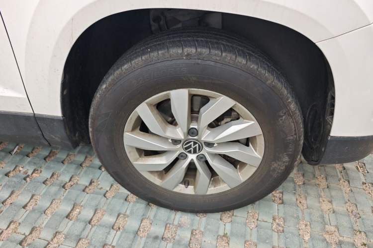 Used Volkswagen Tharu 2021 280TSI Two-Wheel Drive Trend Edition Right Front Wheel Hub