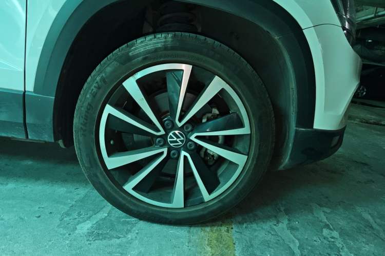 Used Volkswagen Tharu 2021 280TSI Two-Wheel-Drive Luxury Edition Right Front Wheel Hub