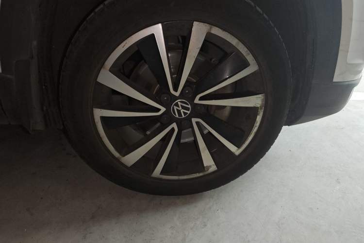 Used Volkswagen Tharu 2021 280TSI Two-Wheel Drive Comfort Edition Right Front Wheel Hub