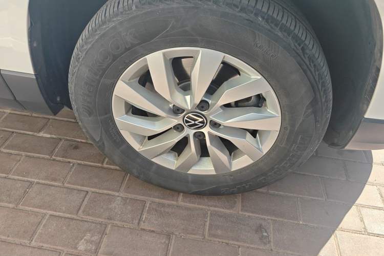Used Volkswagen Tharu 2021 280TSI Two-Wheel Drive Trend Edition Right Front Wheel Hub