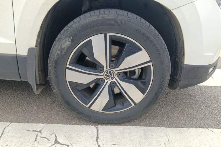 Used Volkswagen Tharu 2021 280TSI Two-Wheel Drive Comfort Edition Right Front Wheel Hub
