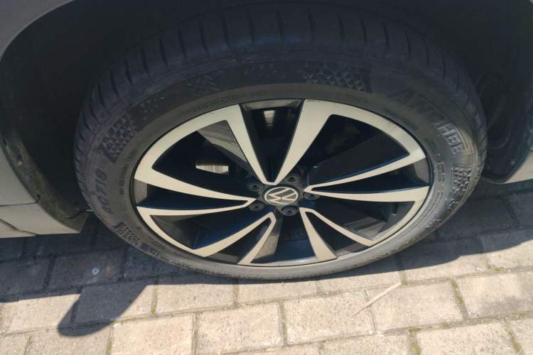 Used Volkswagen Tharu 2021 280TSI Two-Wheel-Drive Luxury Edition Right Front Wheel Hub