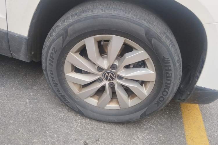 Used Volkswagen Tharu 2021 280TSI Two-Wheel Drive Trend Edition Right Front Wheel Hub