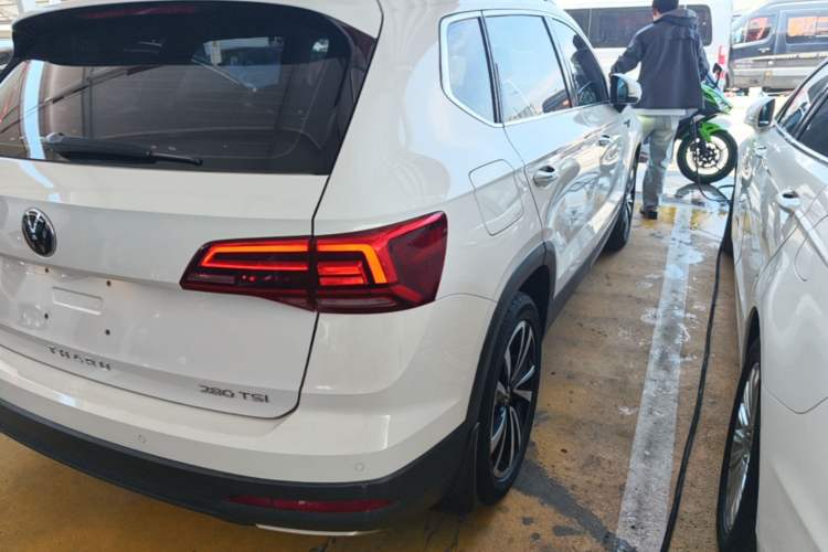Used Volkswagen Tharu 2021 280TSI Two-Wheel-Drive Luxury Plus Edition Right Rear Taillight