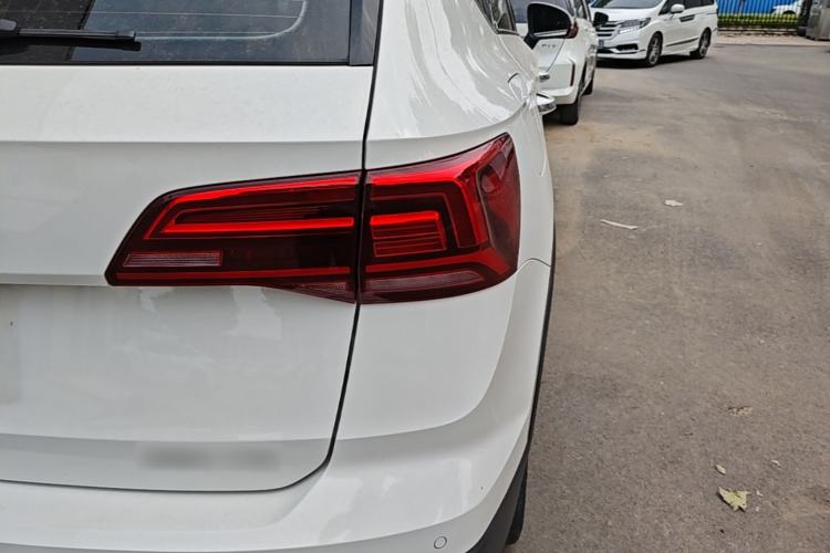 Used Volkswagen Tharu 2021 280TSI Two-Wheel-Drive Luxury Plus Edition Right Rear Taillight