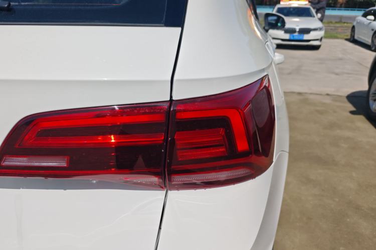 Used Volkswagen Tharu 2021 280TSI Two-Wheel Drive Trend Edition Right Rear Taillight