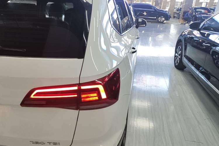 Used Volkswagen Tharu 2021 280TSI Two-Wheel Drive Comfort Edition Right Rear Taillight