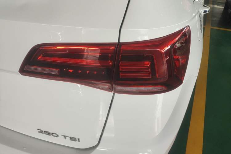 Used Volkswagen Tharu 2021 280TSI Two-Wheel Drive Comfort Edition Right Rear Taillight