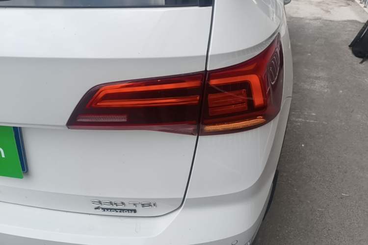 Used Volkswagen Tharu 2021 330TSI Four-Wheel Drive Flagship Edition Right Rear Taillight