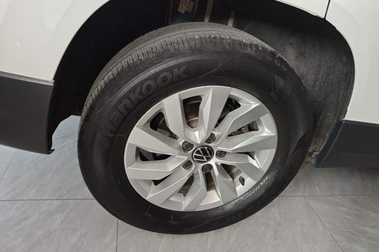 Used Volkswagen Tharu 2021 280TSI Two-Wheel Drive Trend Edition Right Rear Wheel Hub