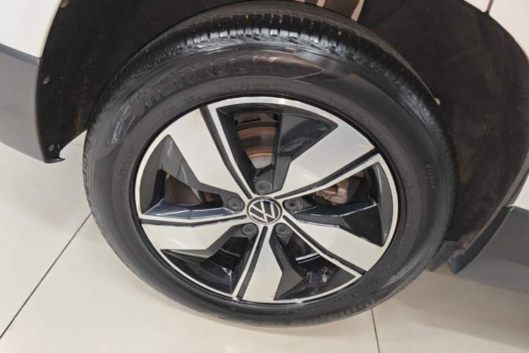 Used Volkswagen Tharu 2021 280TSI Two-Wheel Drive Comfort Edition Right Rear Wheel Hub