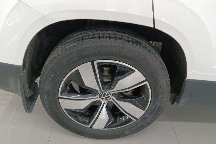 Used Volkswagen Tharu 2021 280TSI Two-Wheel Drive Comfort Edition Right Rear Wheel Hub