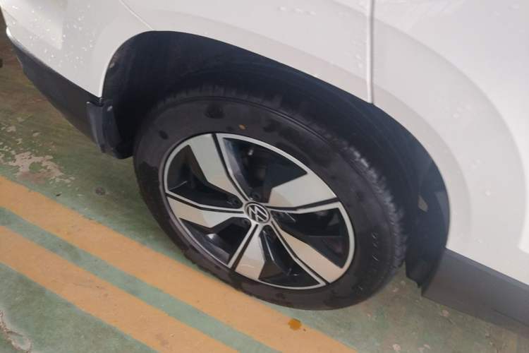 Used Volkswagen Tharu 2021 280TSI Two-Wheel Drive Comfort Edition Right Rear Wheel Hub